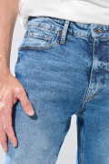 Jean infaltables straight leg azul medio con bota recta
