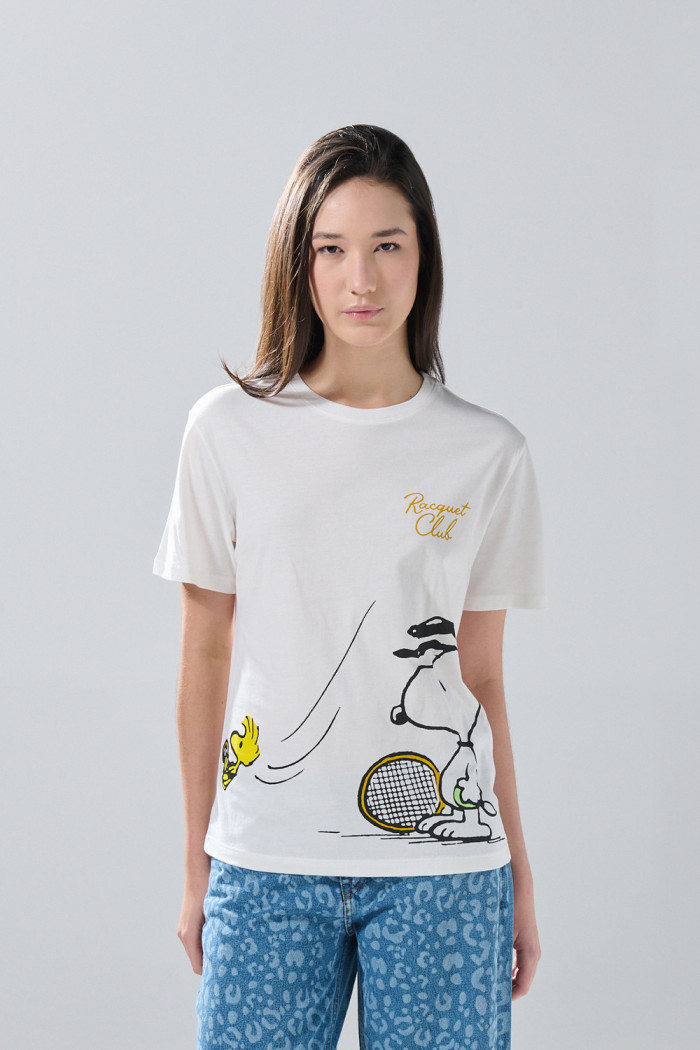 Camiseta crema en algodón de Snoopy con cuello redondo
