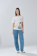 Camiseta crema en algodón de Snoopy con cuello redondo
