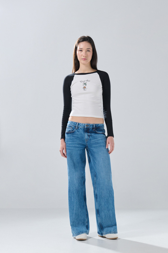 Camiseta de Snoopy crema con manga ranglan larga
