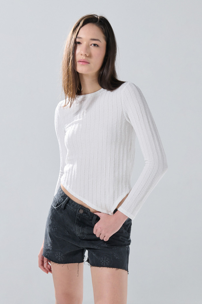 Short de jean gris con diseños de Boho Club y tiro alto
