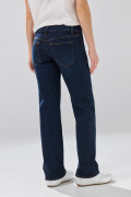 Jean tiro bajo straight leg azul infaltables con costuras
