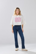 Jean straight leg azul oscuro infaltables con tiro alto
