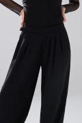 Pantalón balloon cargo negro con bota ancha
