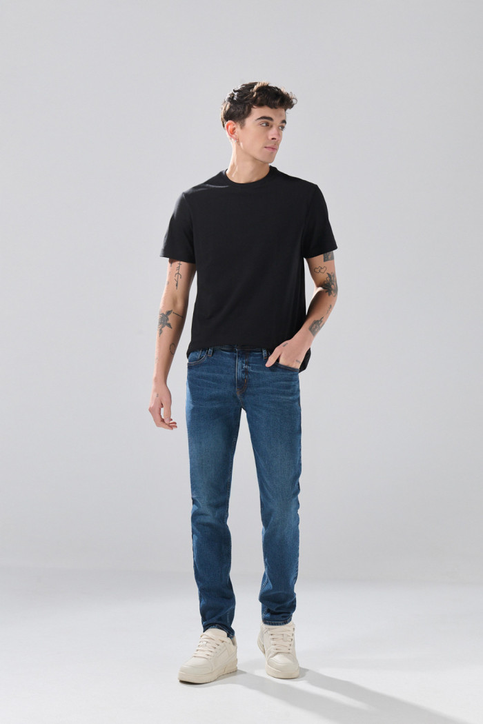Camiseta unicolor infaltables cuello redondo en algodón
