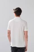 Camiseta polo unicolor de Boho Club con texturas y franjas

