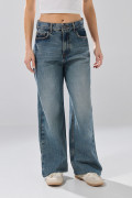 Jean baggy infaltables azul con tiro medio y bolsillos
