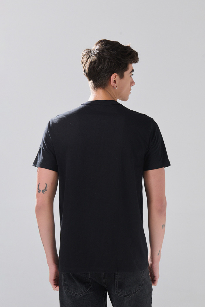 Camiseta en algodón ajustada cuello redondo unicolor
