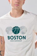 Camiseta college deportiva crema con cuello redondo
