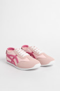 Tenis casuales rosados con contrastes y suelas planas