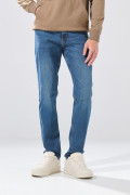 Jean tiro bajo slim infaltables azul oscuro con bolsillos
