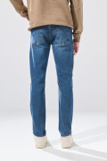 Jean tiro bajo slim infaltables azul oscuro con bolsillos

