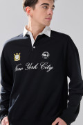 Buzo negro oversize con cuello polo y diseño college
