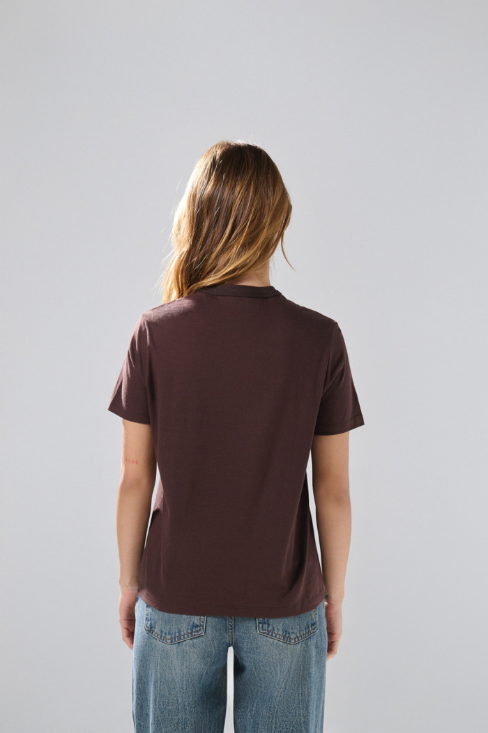 Camiseta infaltables en algodón unicolor con manga corta
