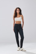Jean infaltables súper skinny azul intenso con 5 bolsillos
