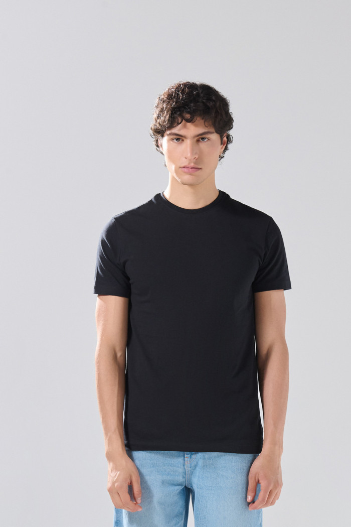 Camiseta en algodón infaltables unicolor con cuello redondo
