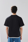 Camiseta oversize con contrastes y manga corta unicolor
