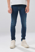 Jean skinny infaltables azul oscuro con bolsillos y tiro bajo
