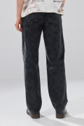 Jean loose gris intenso con diseños y tiro medio
