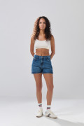 Short de jean infaltables azul oscuro con tiro alto

