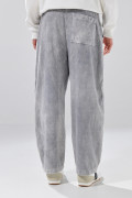 Pantalón bota recta jogger unicolor de Boho Club
