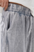 Pantalón bota recta jogger unicolor de Boho Club
