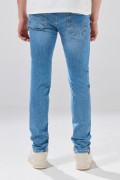 Jean skinny infaltables azul medio con sutiles desgastes
