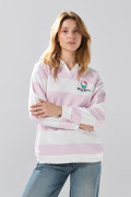 Buzo oversize cuello polo crema con diseño de Hello Kitty

