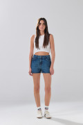 Short de jean infaltables azul oscuro con 5 bolsillos
