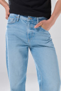 Jean baggy bota ancha infaltables azul claro con tiro medio
