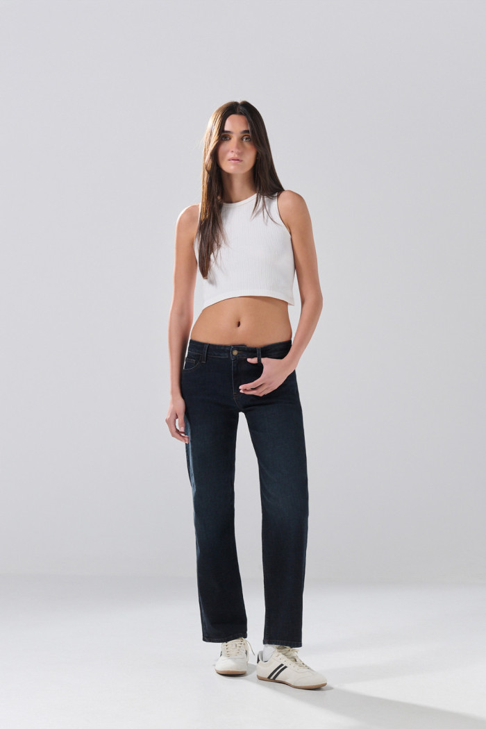Jean straight leg bota recta azul infaltables con bolsillos

