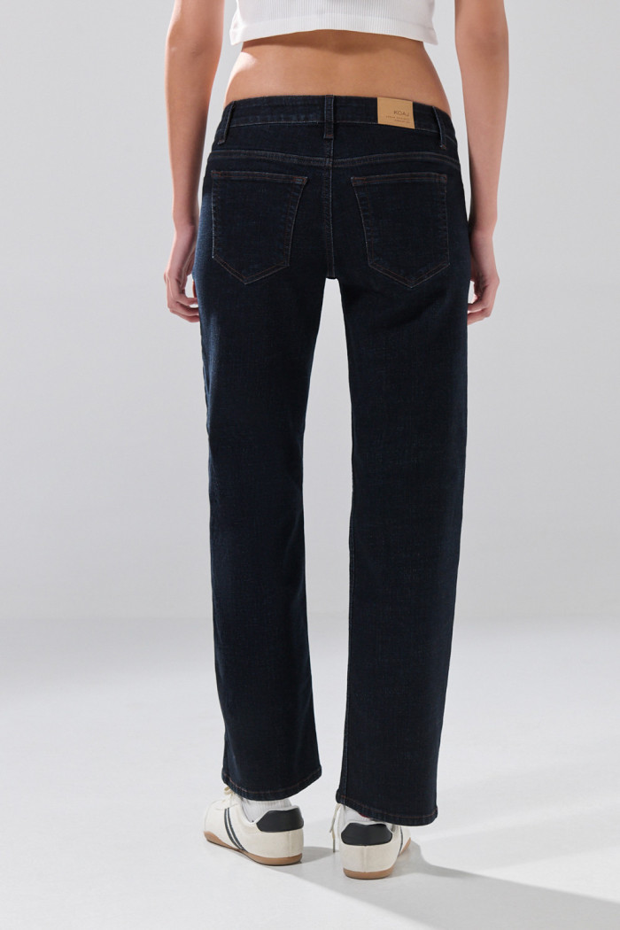 Jean straight leg bota recta azul infaltables con bolsillos
