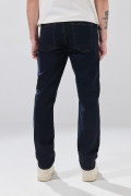Jean azul intenso slim infaltables tiro bajo con 5 bolsillos
