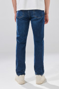 Jean tiro bajo straight leg infaltables azul con bota recta 
