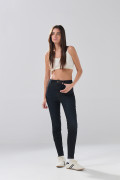 Jean infaltables azul intenso súper skinny con bolsillos
