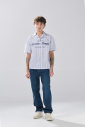 Jean baggy infaltables bota ancha azul oscuro con tiro medio
