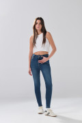 Jean azul oscuro súper skinny infaltables con cremallera
