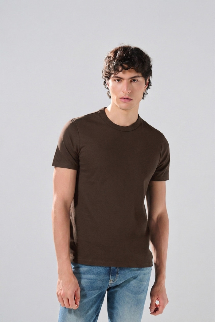 Camiseta cuello redondo infaltables unicolor en algodón
