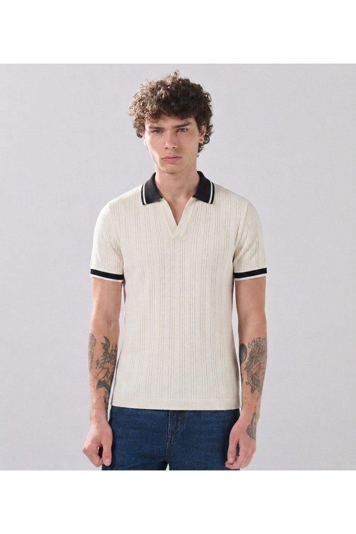 Camiseta polo unicolor con contrastes y texturas de Boho Club
