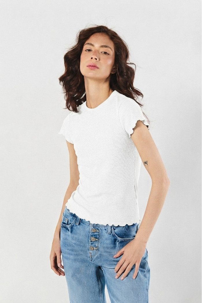 Camiseta unicolor manga corta con puños en mini filete