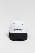 Cachucha beisbolera college crema con visera negra
