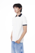 Camiseta polo unicolor con contrastes y texturas de Boho Club
