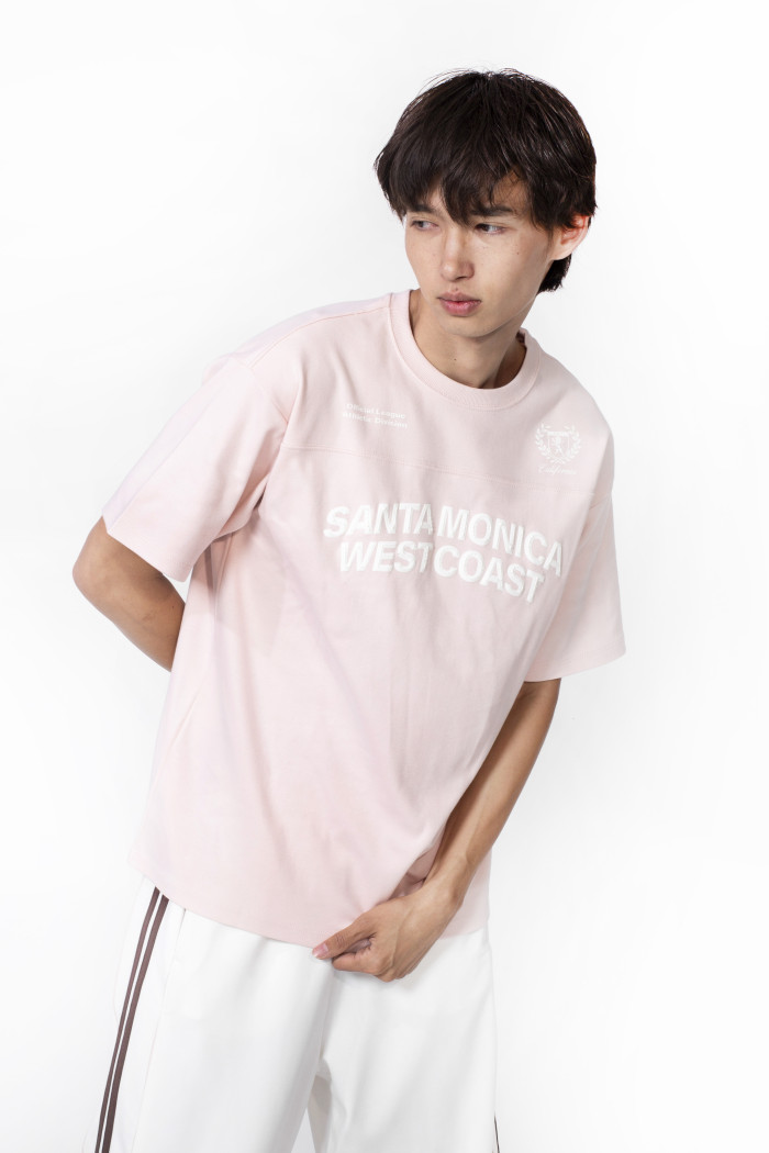 Camiseta rosada en algodón manga corta con arte college
