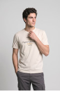 Camiseta ajustada cuello redondo crema con texto college

