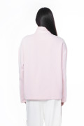 Buzo oversize rosado con cuello alto y arte college
