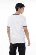 Camiseta college manga corta crema con contrastes azules
