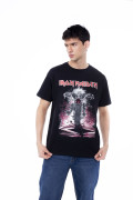 Camiseta negra manga corta con estampado de Gorillaz
