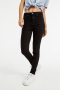 Jean jegging negro con tiro súper alto, bolsillos y ajuste ceñido
