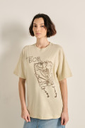 Camiseta kaki oversize manga corta con diseño de Bob Esponja