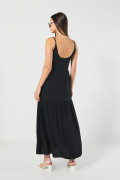 Vestido negro largo con manga sisa y tiras delgadas